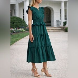NWT Moon River Flutter Sleeve Tiered Green  Dress Size Medium